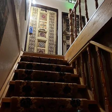 Sekercigiller Grup Konuk Evi * Ayvalı